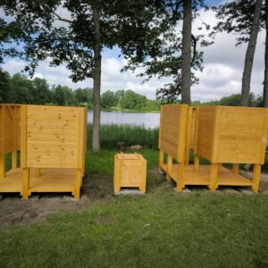 Medinė persirengimo kabina