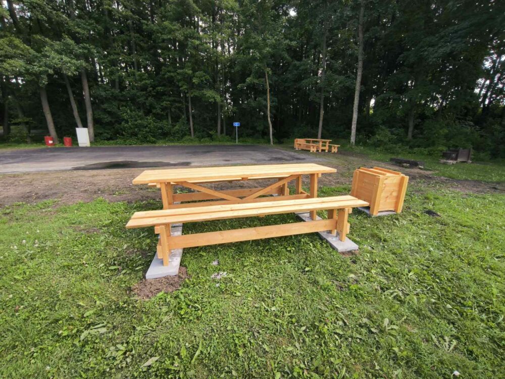 Lauko baldai PULKAS